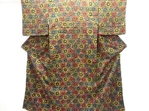 横段に水玉模様手織り紬付け下げ着物